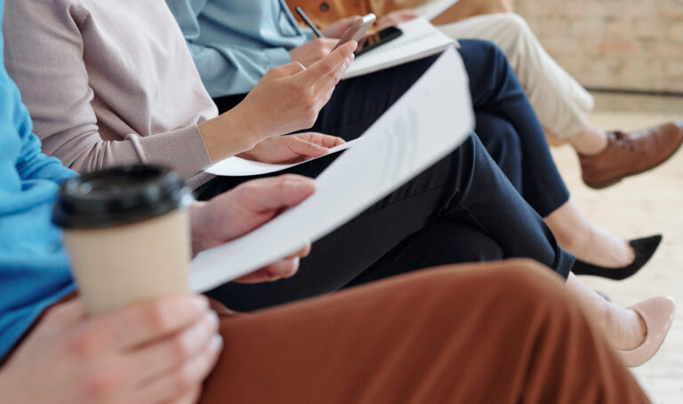 Konsultacje społeczne w&nbsp;Jeleniej Górze 2026 – zbiorniki retencyjne, zieleń i&nbsp;nowe przestrzenie publiczne.